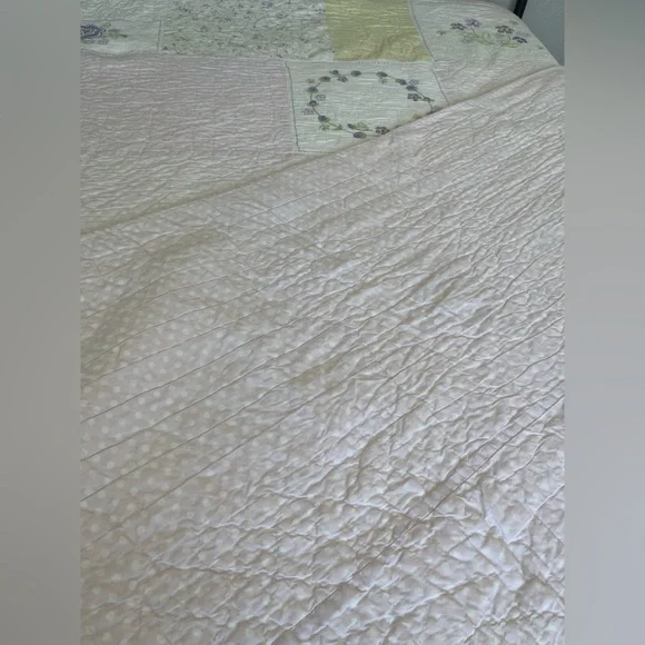 Pottery Barn Kids Reversible Floral Quilt Embroidered Full Double 84x84